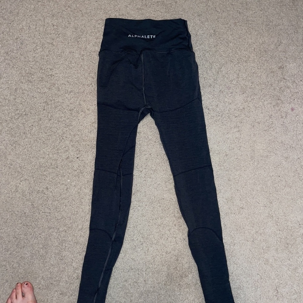 Alphalete leggings
